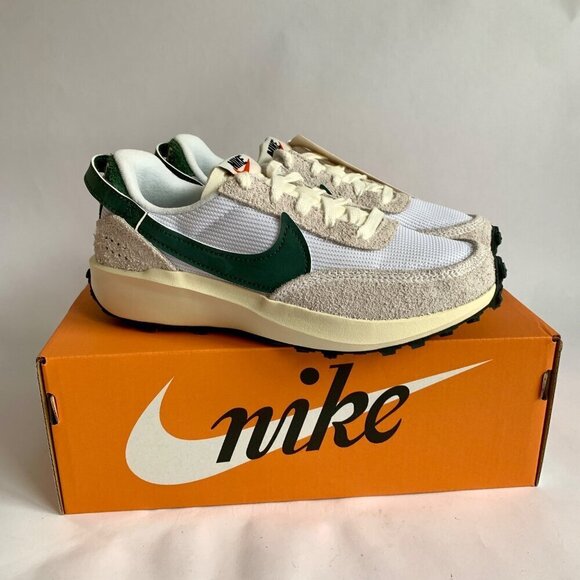Nike Waffle Debut Women's Shoes White Vintage Green New in Box - Picture 7 of 13